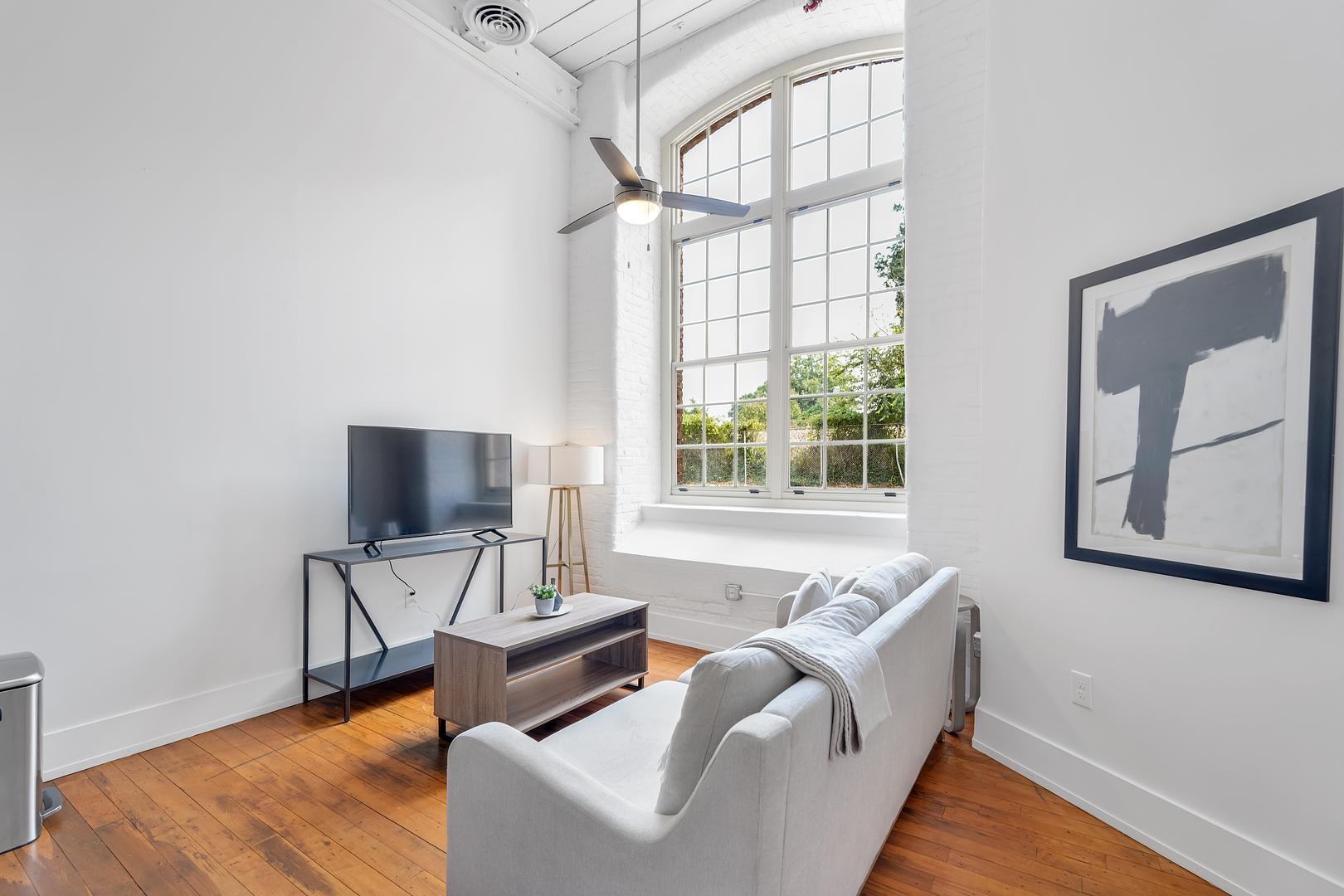 The American Spinning Mill - 1 Bedro...