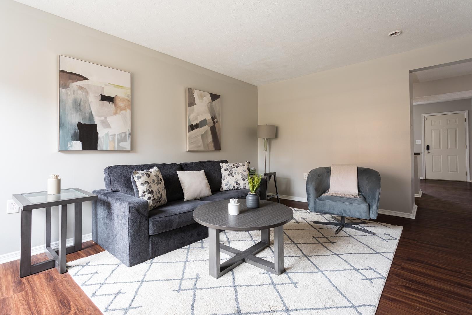 The Landing - 2 Bedrooms in East Dayton