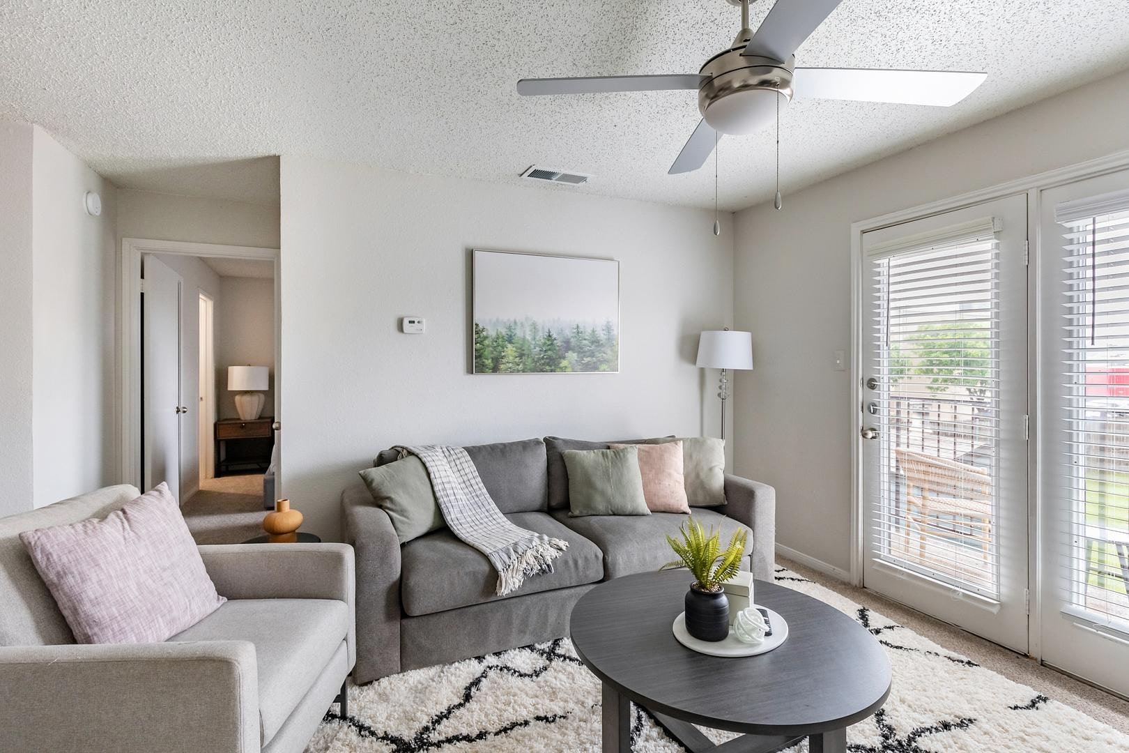 Woodhill - 1 Bedroom in Denton