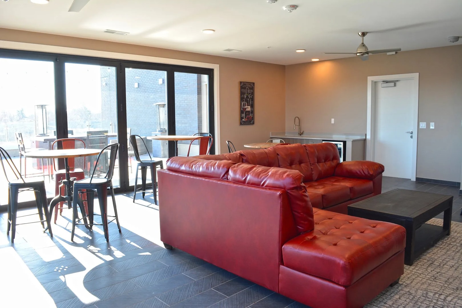 Whispering Heights - 1 Bedroom in Ed... Whispering Heights - 1 Bedroom in Ed...