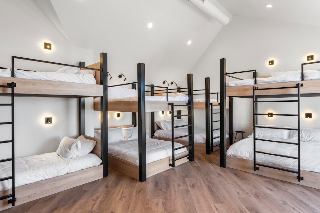 Bear_Lake_Luxury_Rentals_Monster_Mansion102