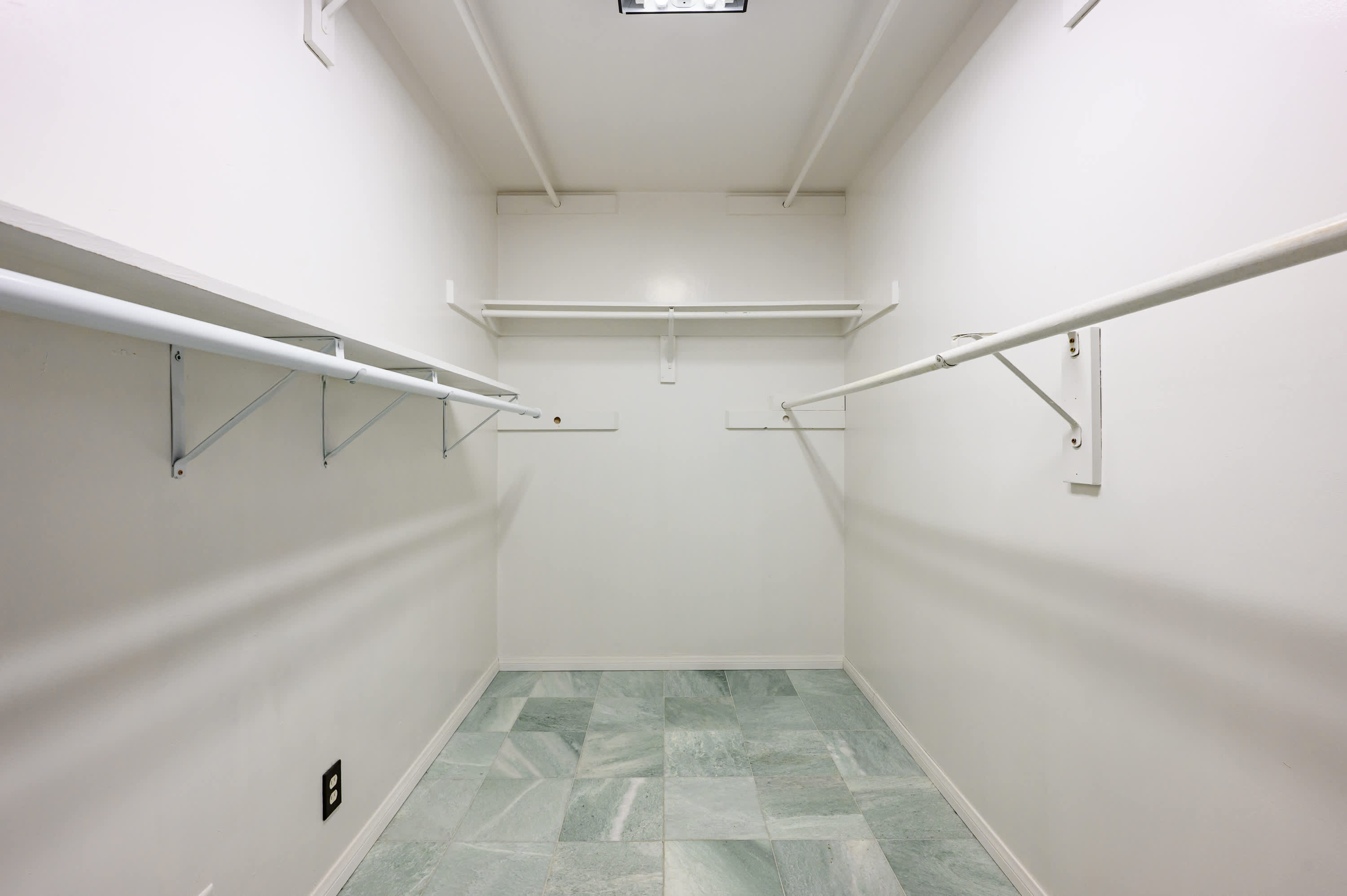 Bright Family Getaway Large Backyard Oasis & Patio