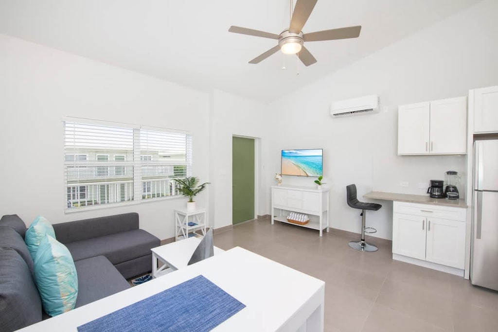 Summertime Suites 54 living room area with pull out sleeper sofa