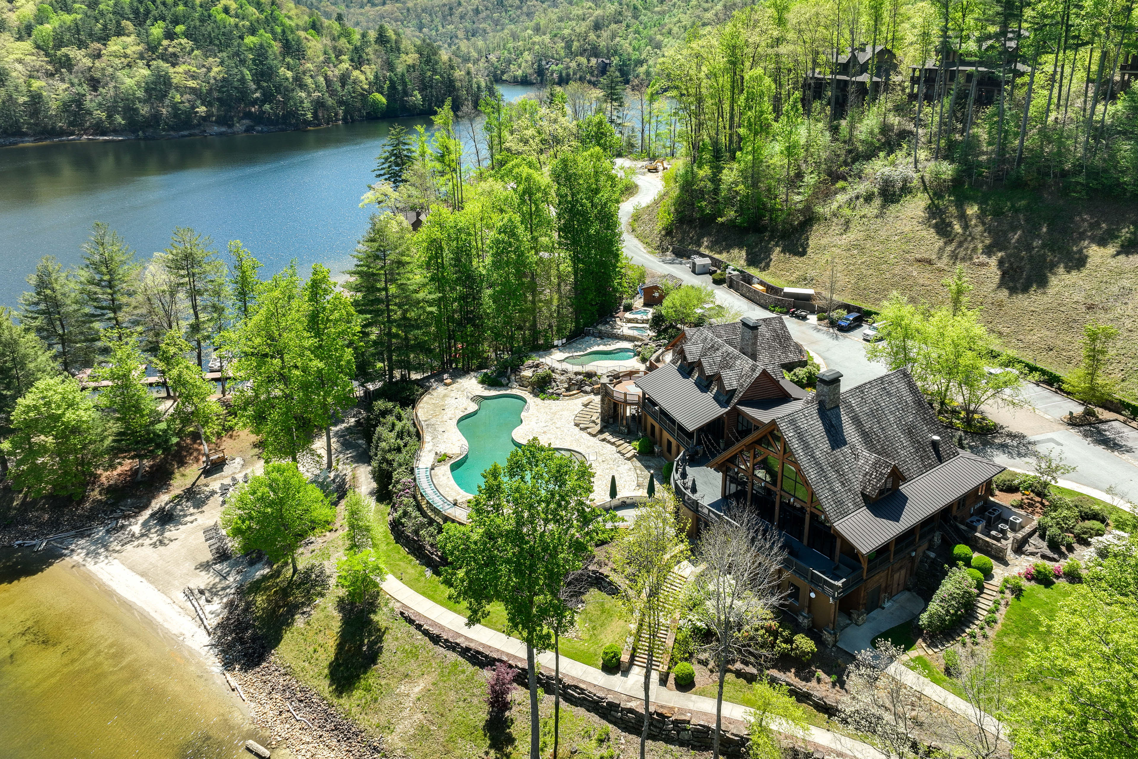 Lake & Pool Access at Bear Lake Reserve Condo!