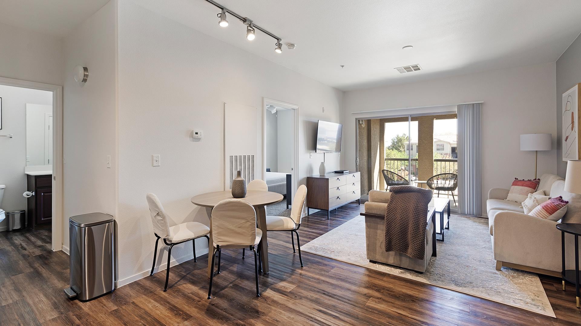 Spectacular 1BD, Gym