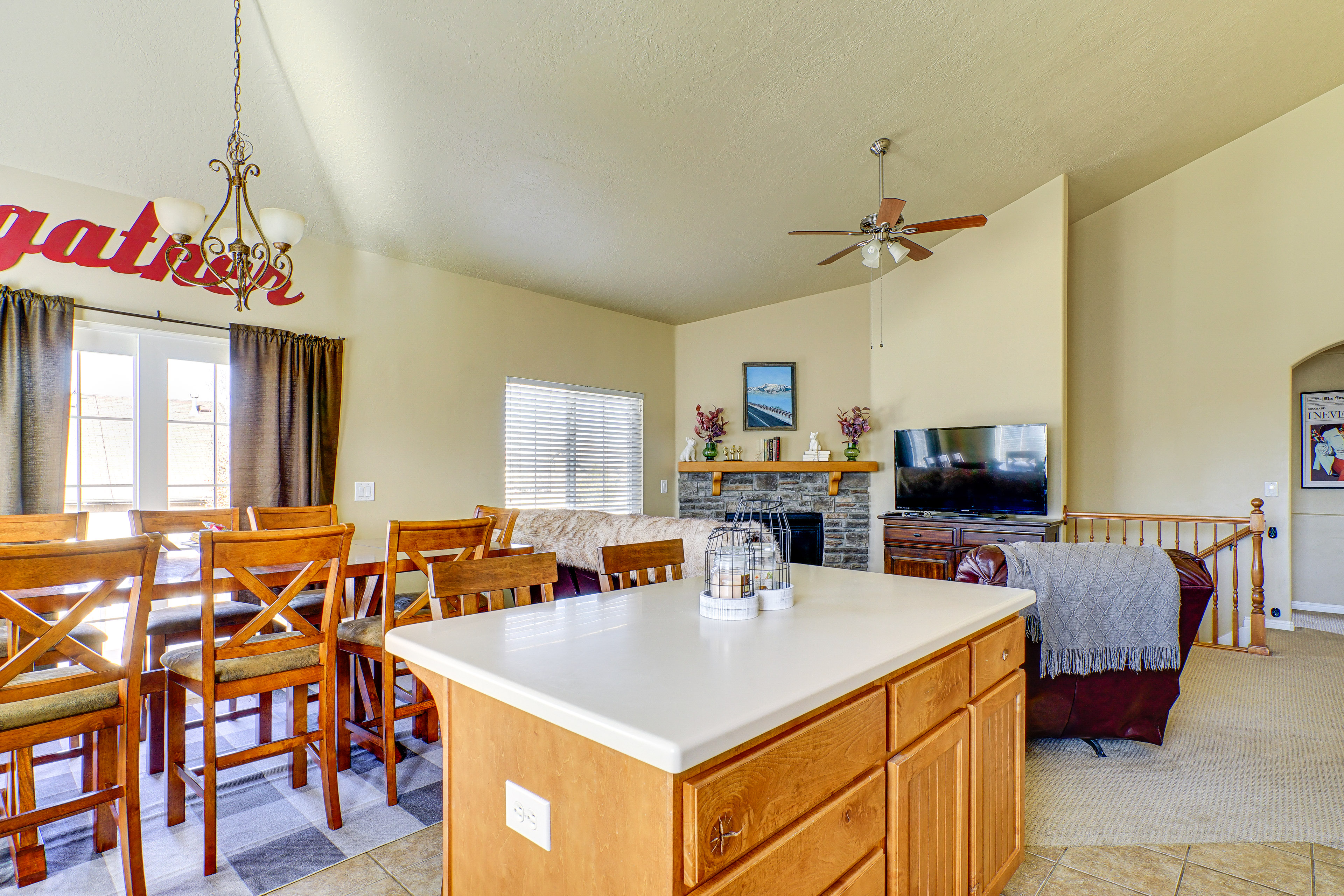 3,600 Sq Ft, Large Fenced Yard: Heber City Retreat