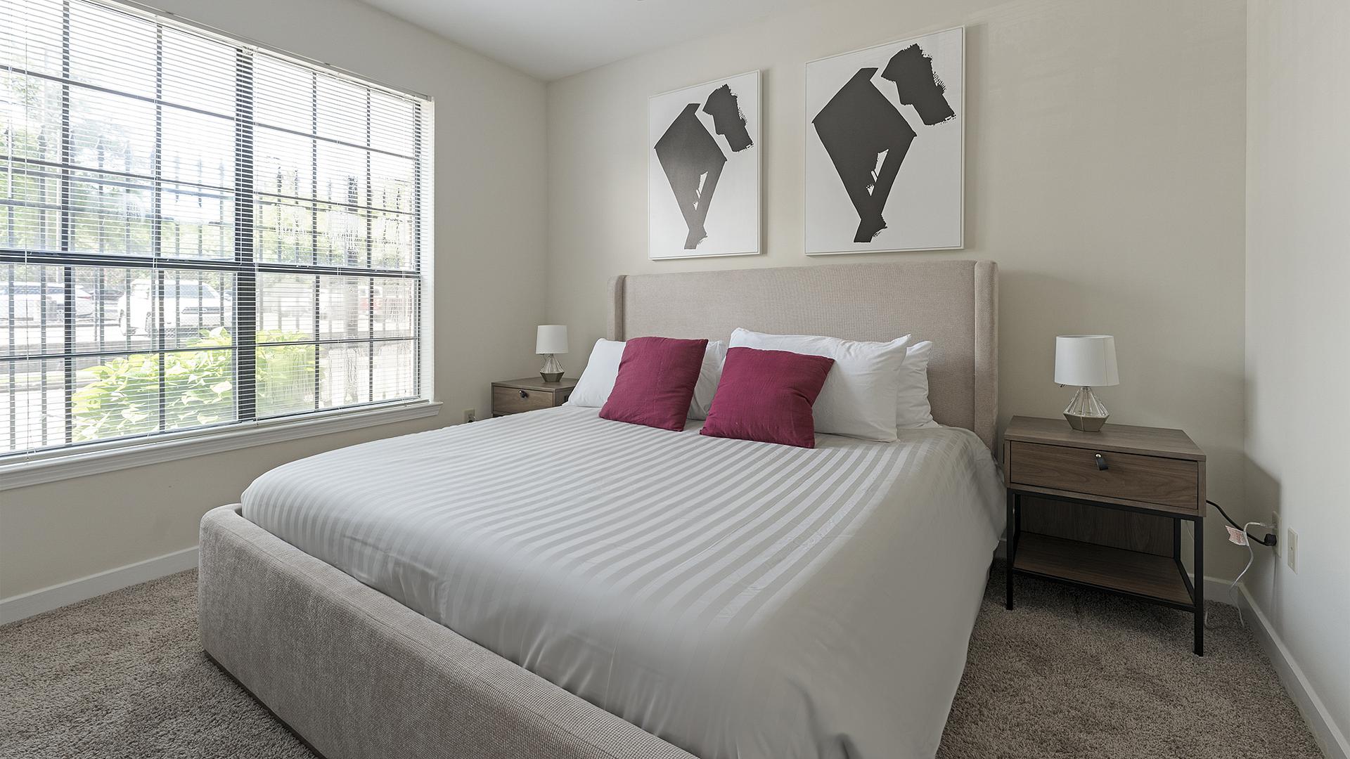 The Bristol on Union - 2 Bedrooms in... The Bristol on Union - 2 Bedrooms in...