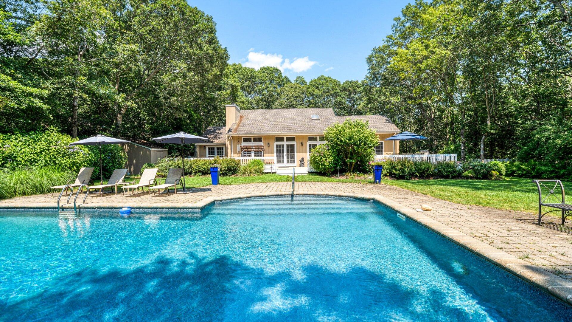 Charming East Hampton