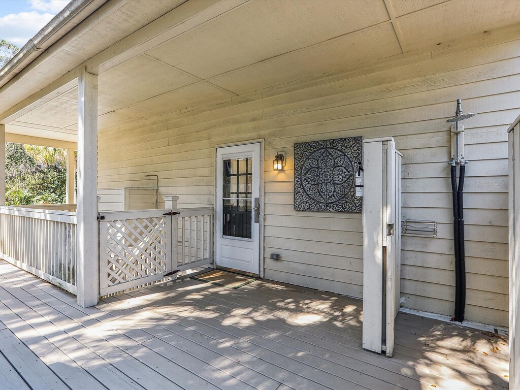 Outdoor Shower at 11 Bittern Street