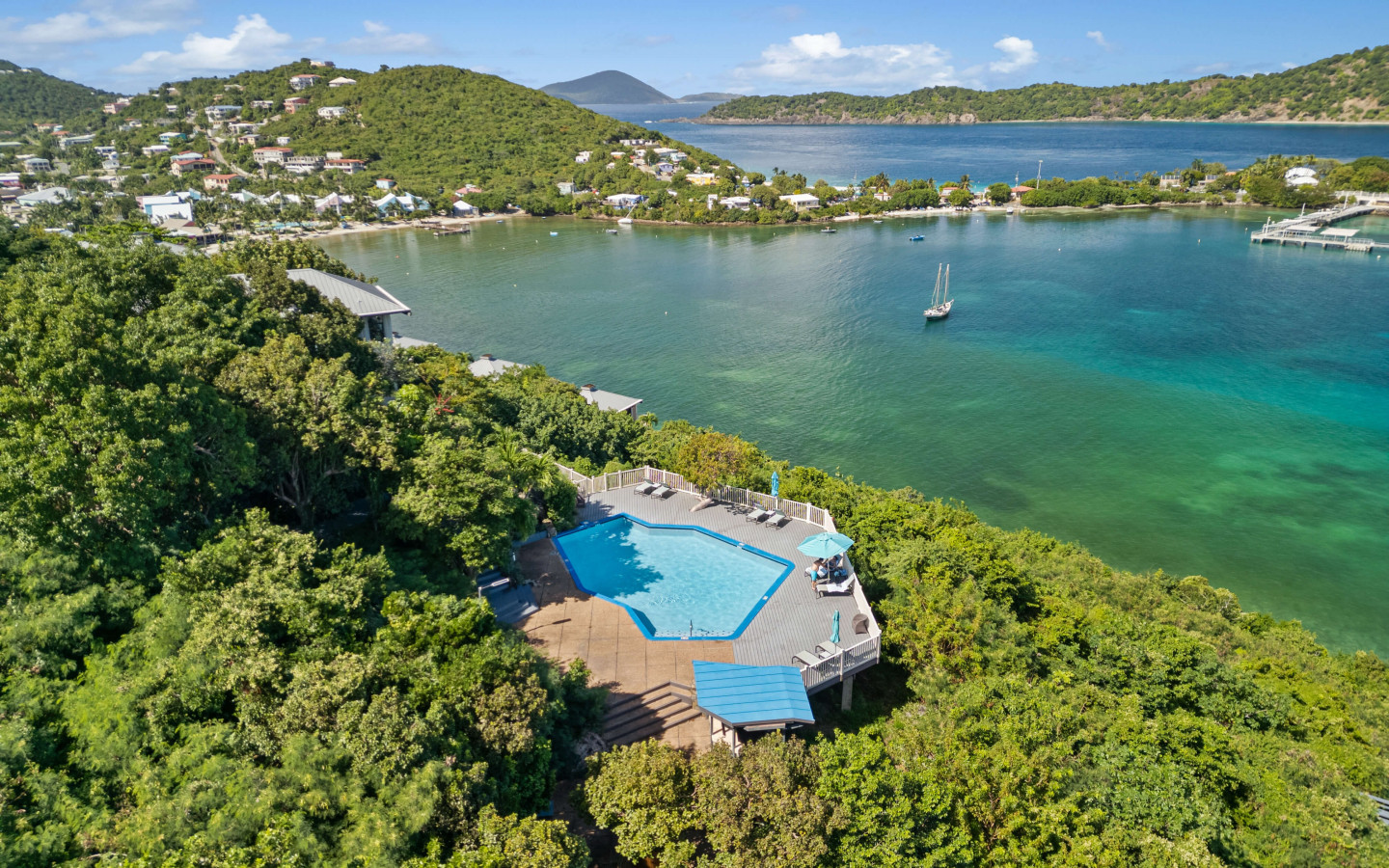 Paradise Passage~Amazing Views! Luxury/Renovated 1BR/2BA