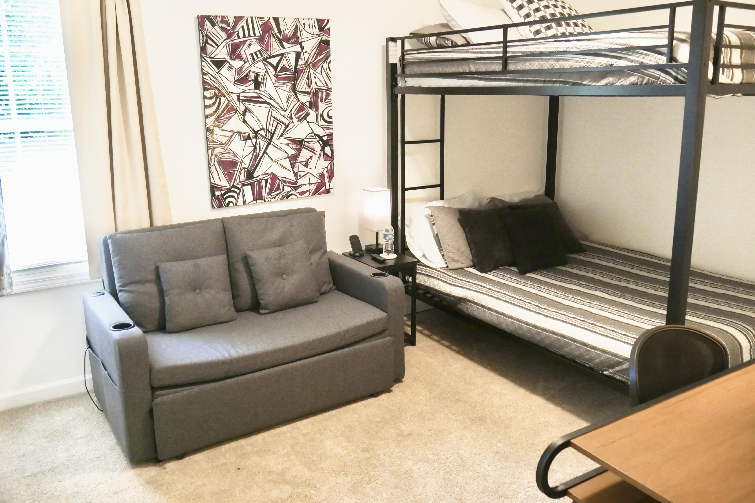 Bulldog Bungalow at Wingate