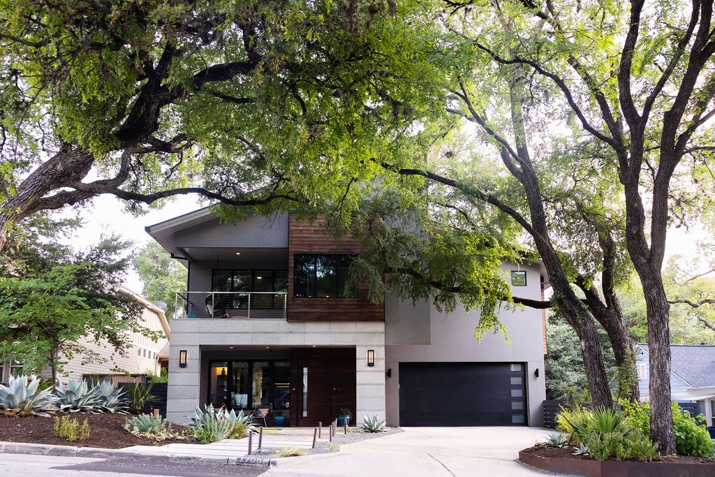 Walker Luxury Vacation Rentals - Firefly