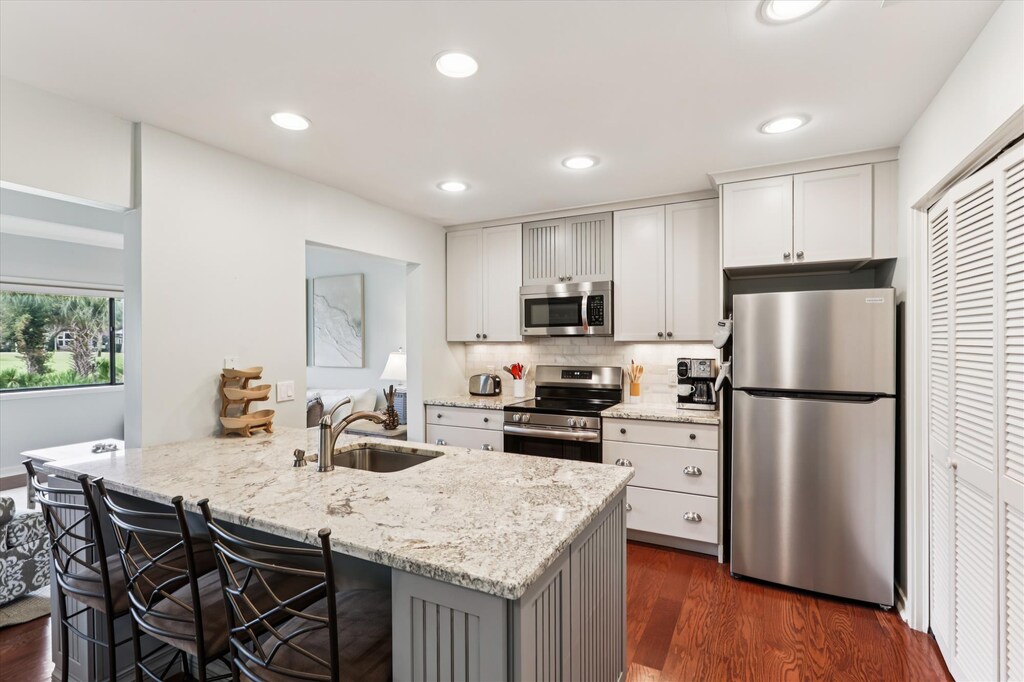 Kitchen at 264 Turnberry Village