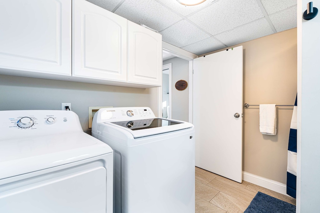 The laundry is located in the first floor bathroom. There is a standing shower in this bathroom. Clean towels provided!