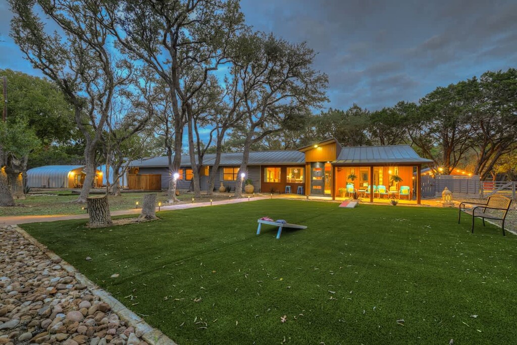 Lush spacious garden area to play a game of cornhole with your group.