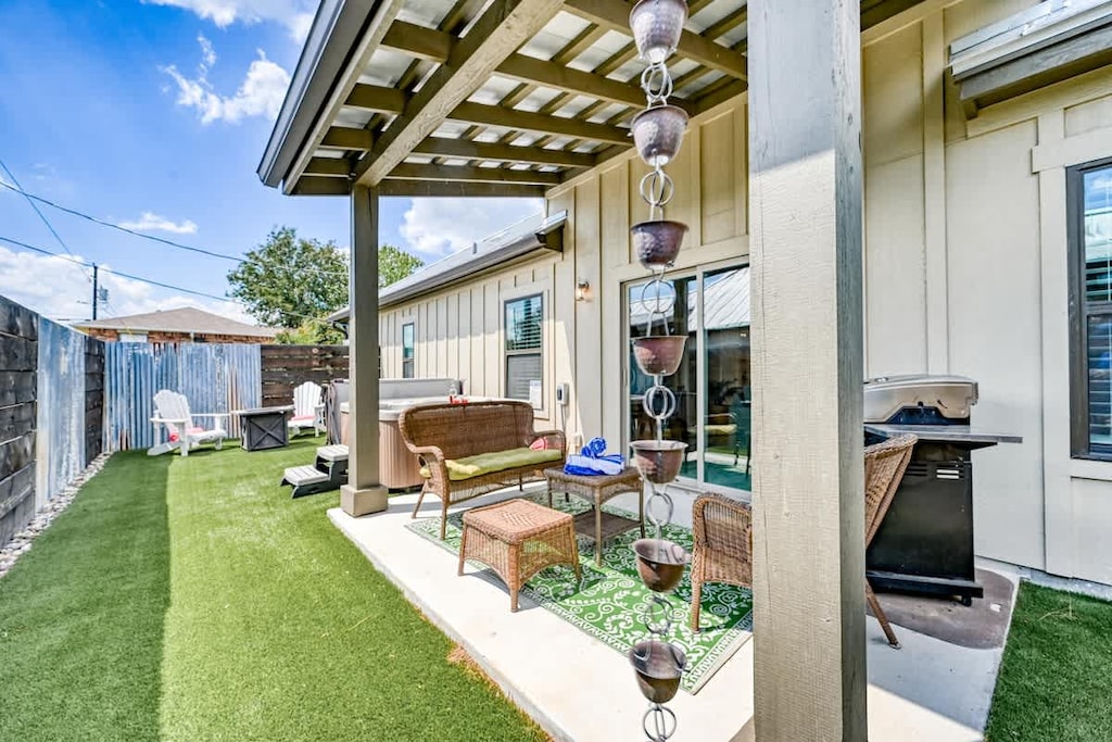 Great outdoor space to enjoy.