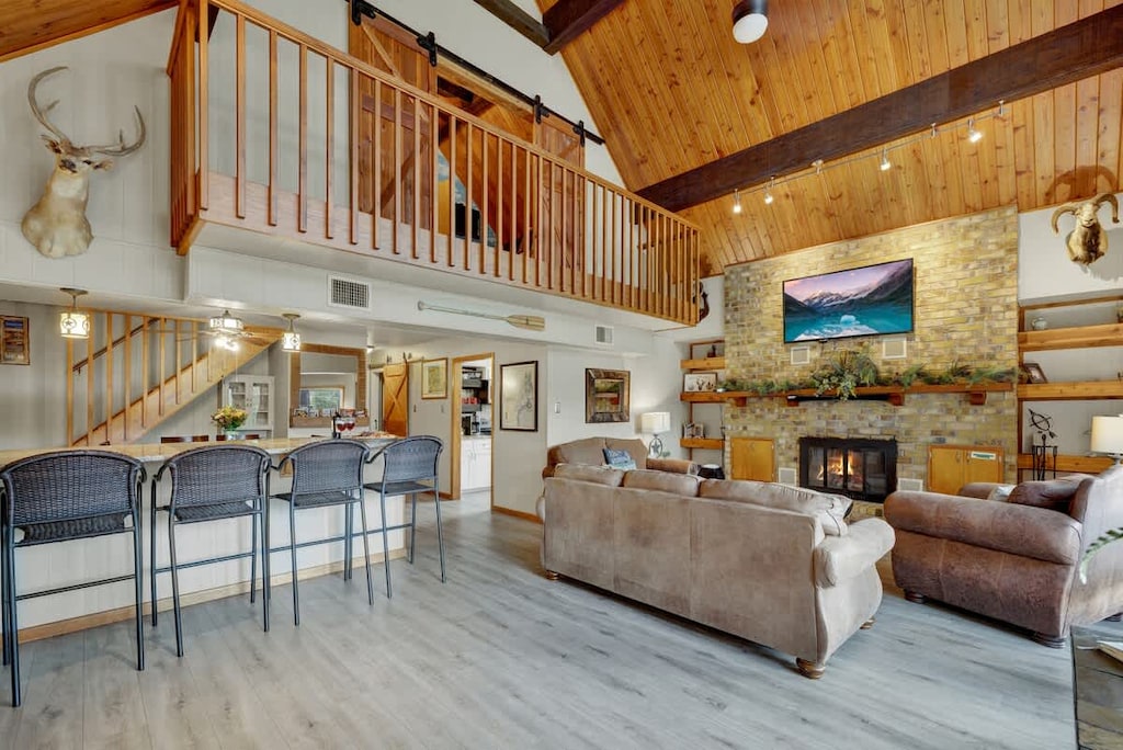 Open floor plan living room to kitchen area.