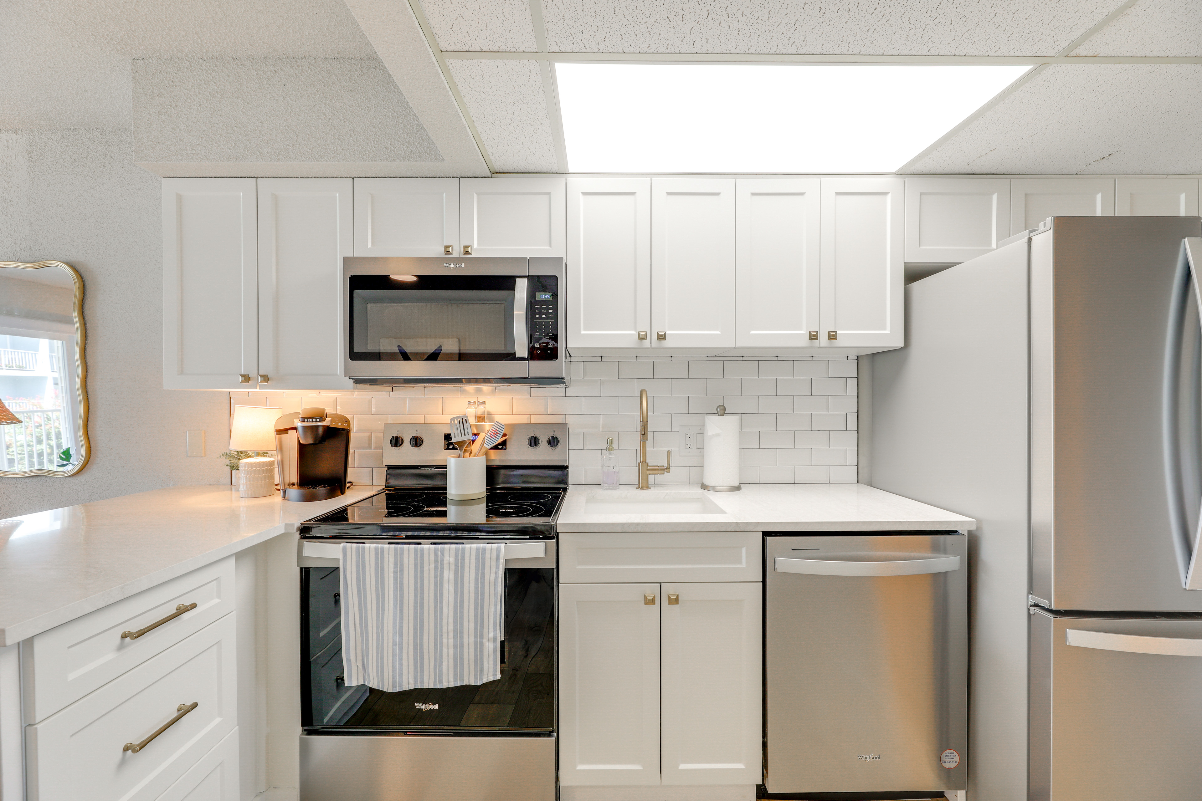 Walk to Ocean City Beach: Shoreside Gem w/ Balcony