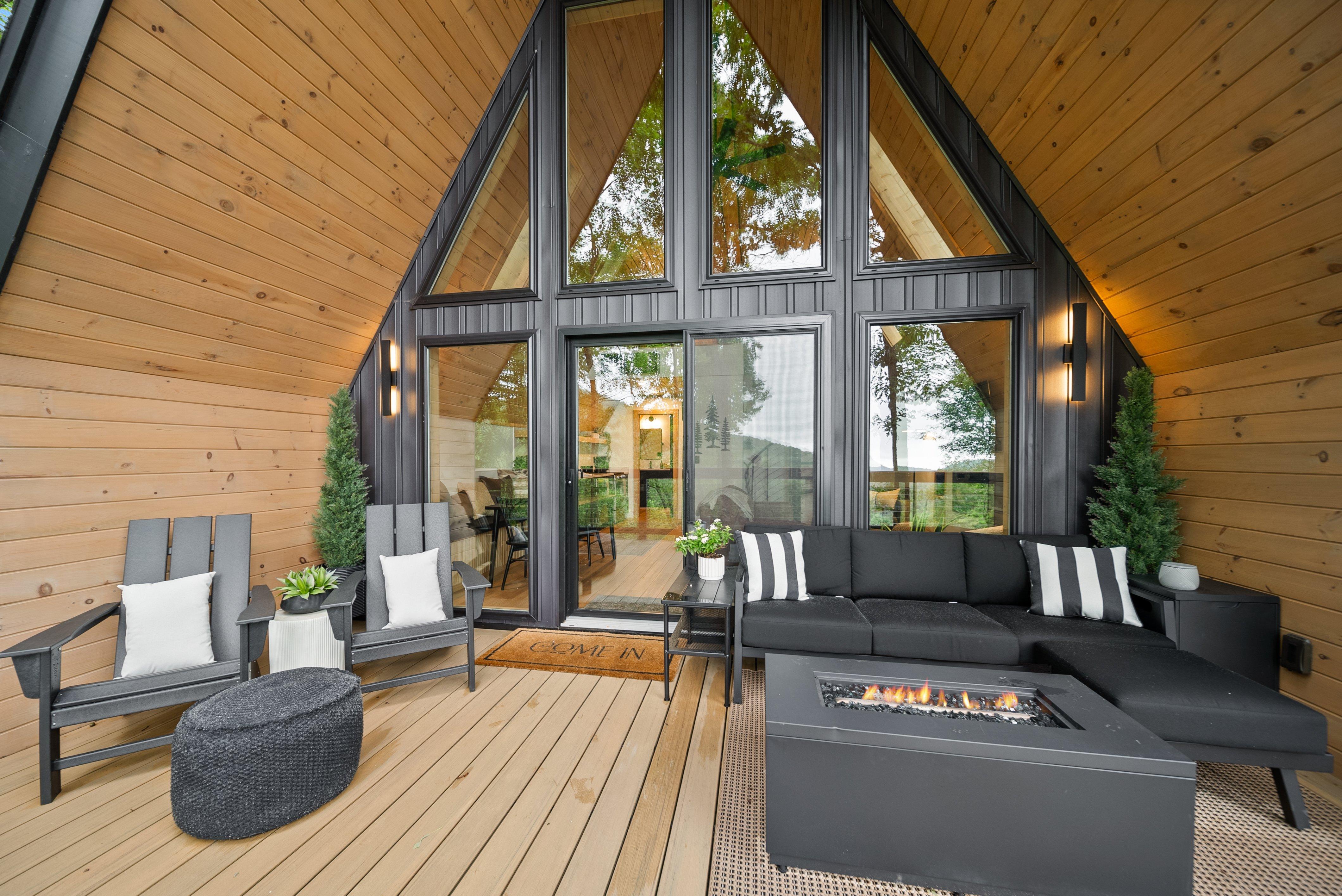 Alpine A-Frame at Calm Ridge Treehouses