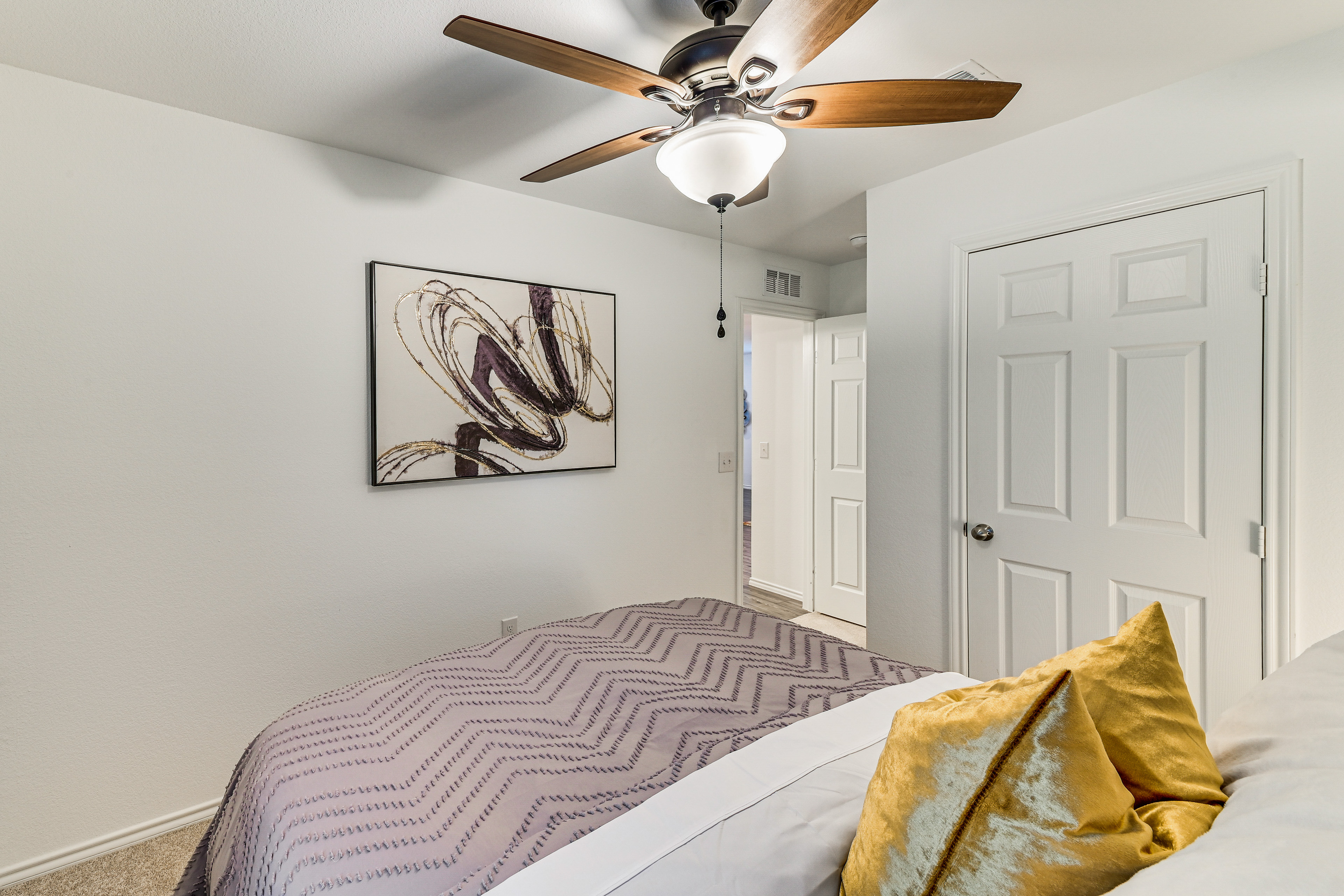 Modern Comforts + Fenced Yard: Princeton Retreat!