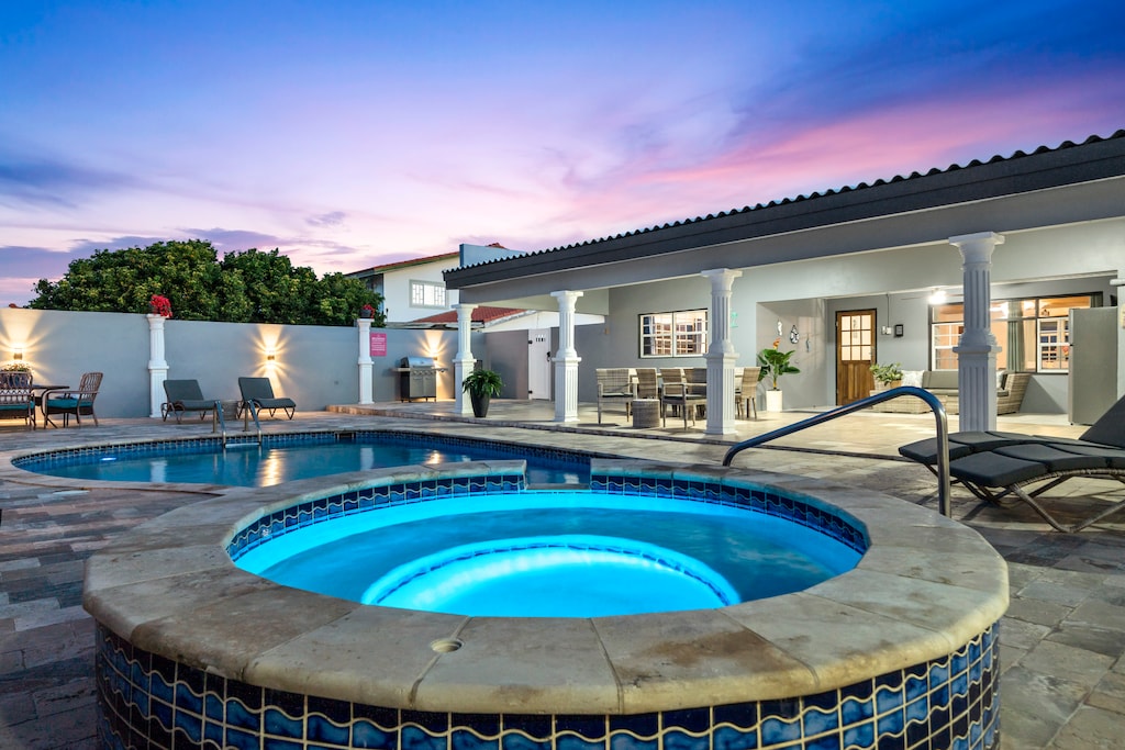 Great sunset views from the pool