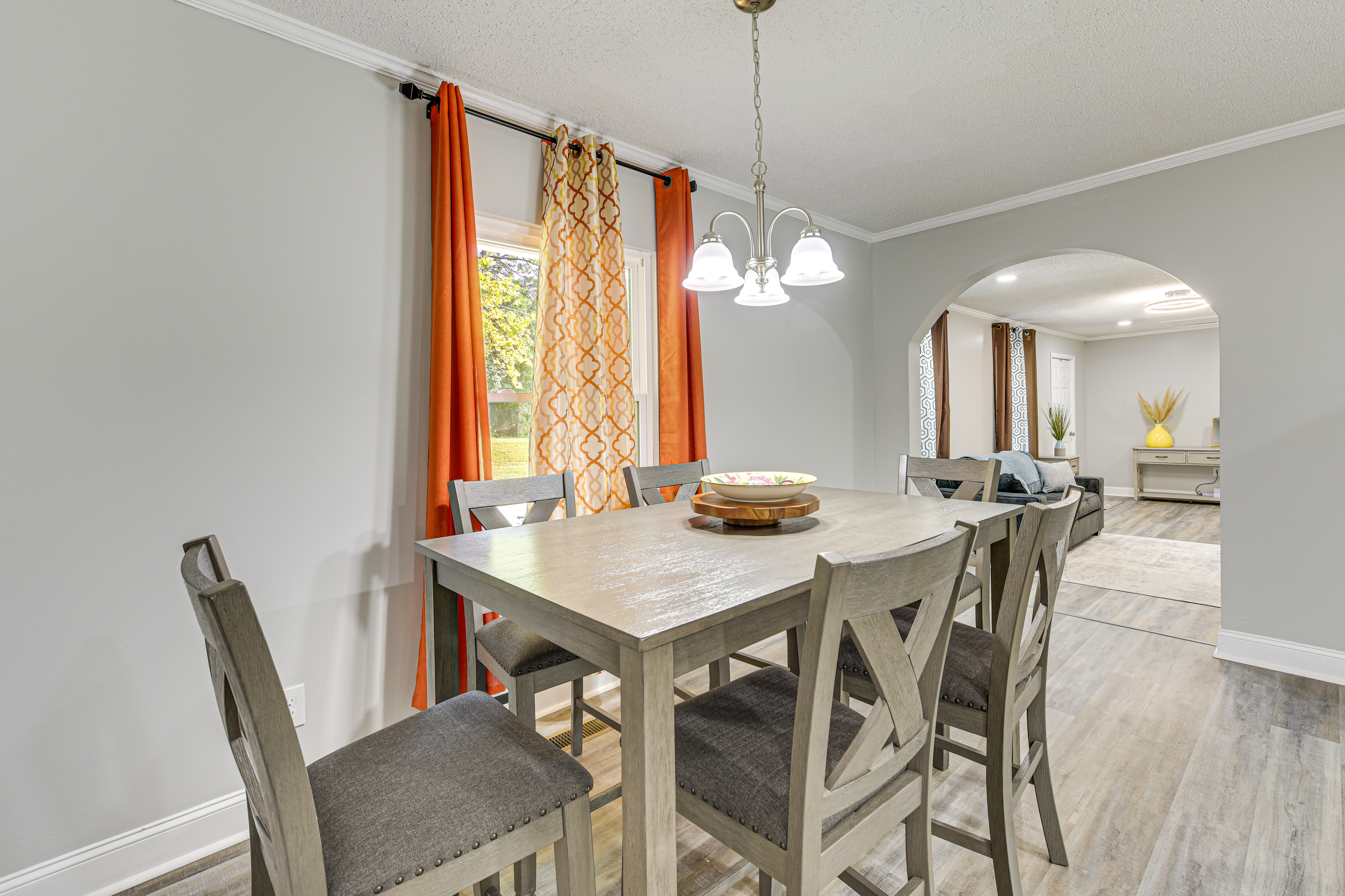 Private Deck & Yard: Home 3 Mi to Dtwn Sanford!