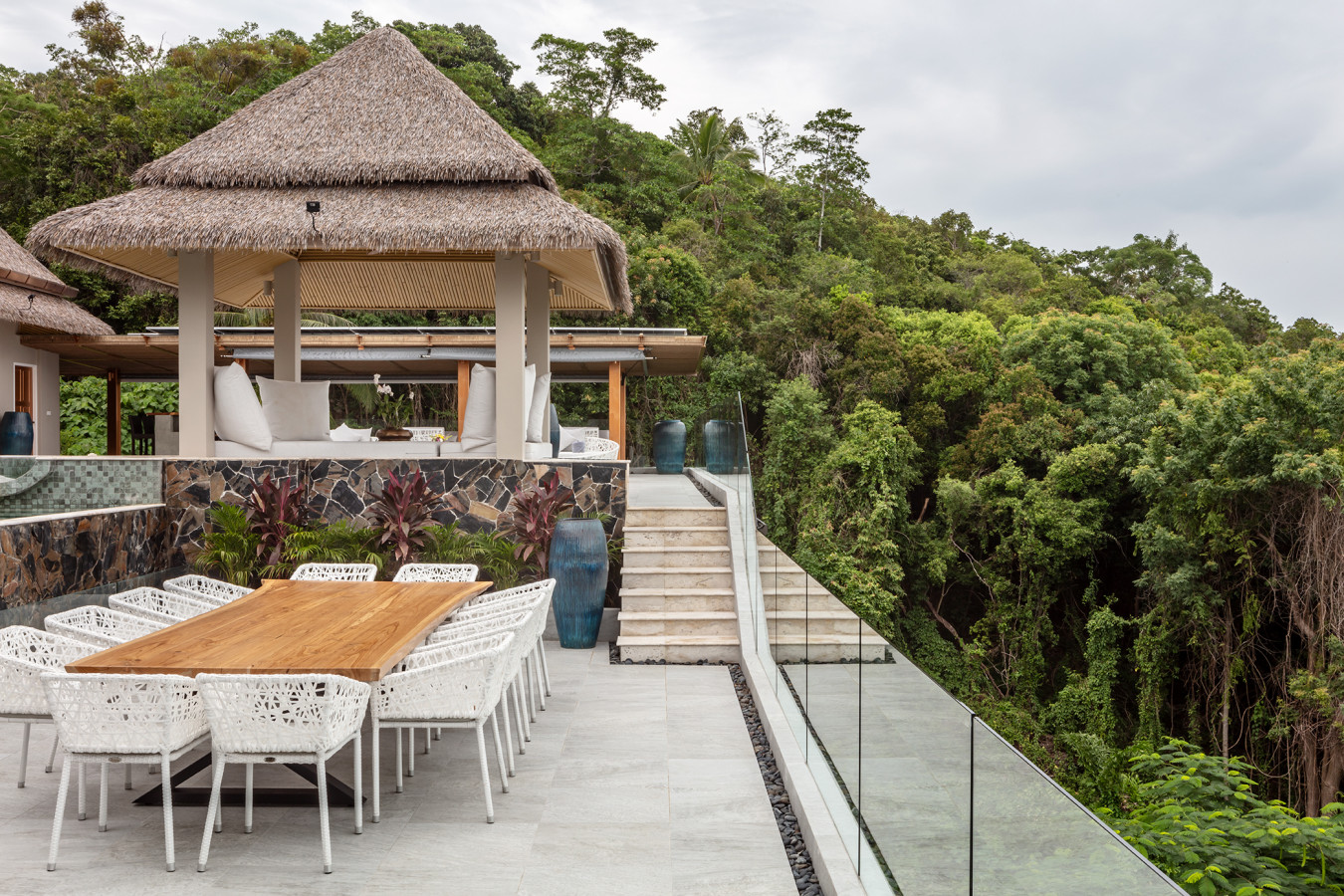 Luxury Infinity Villa - With Gym, Cinema & Spa