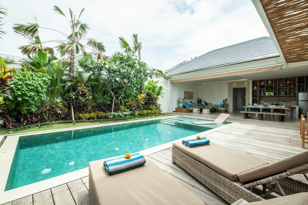 Villa Anak | 2 bedroom private luxury villa in Seminyak Bali