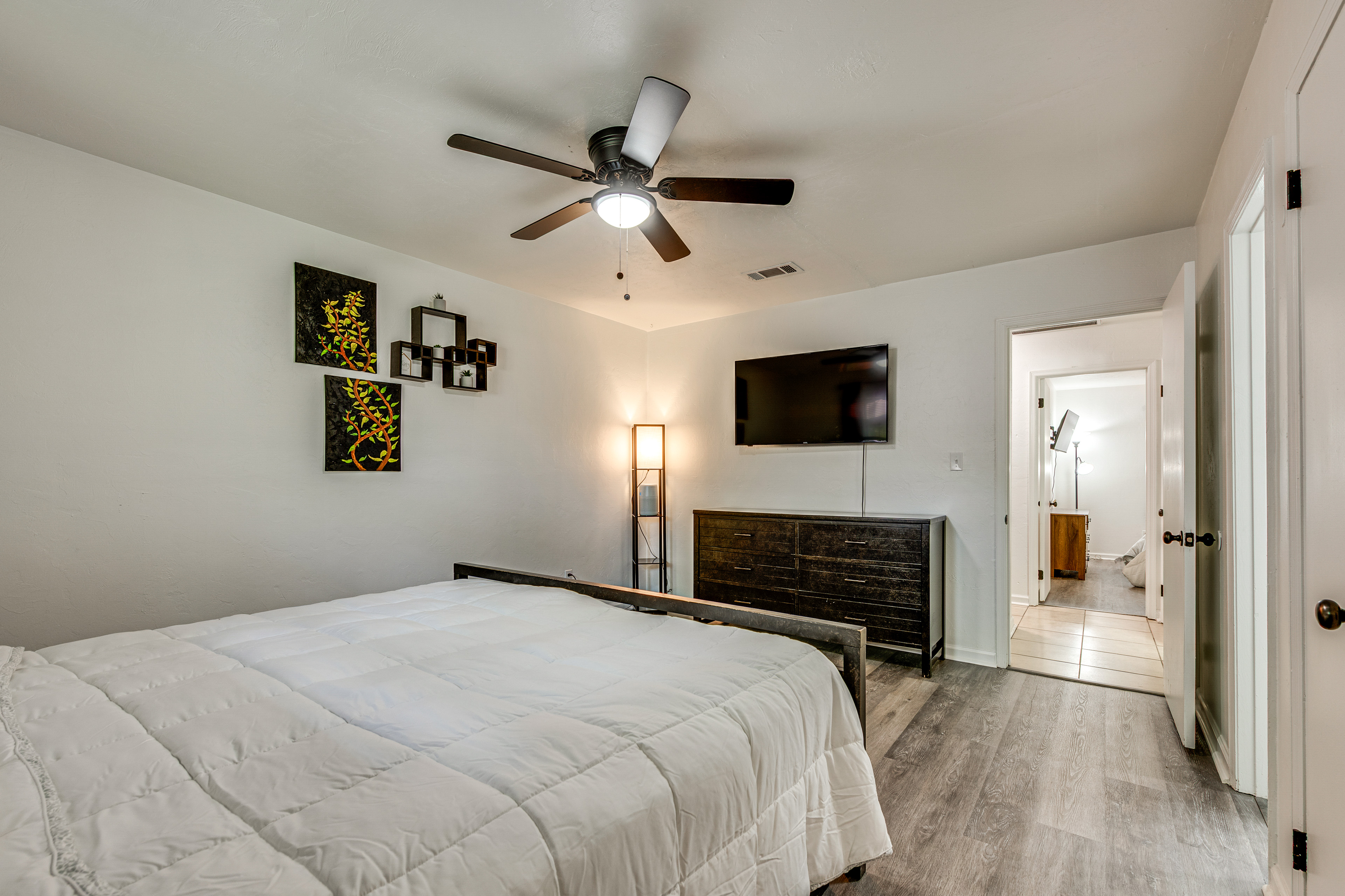 Group-Friendly Rental 5 Mi to Dtwn Tallahassee!