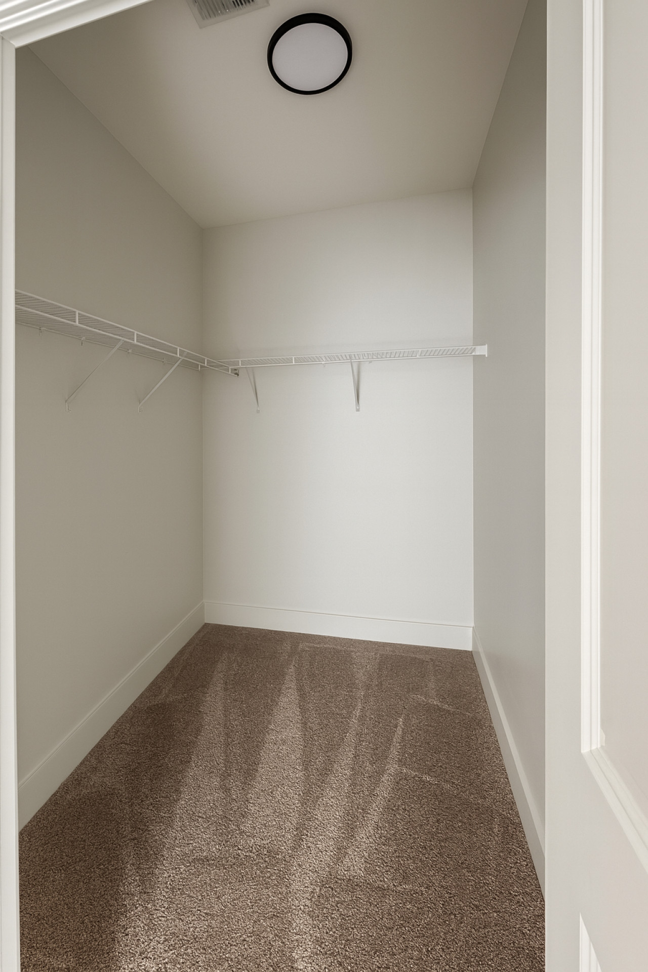 🏙 Luxury 2BR Condo | Steps from UAB Campus 5b