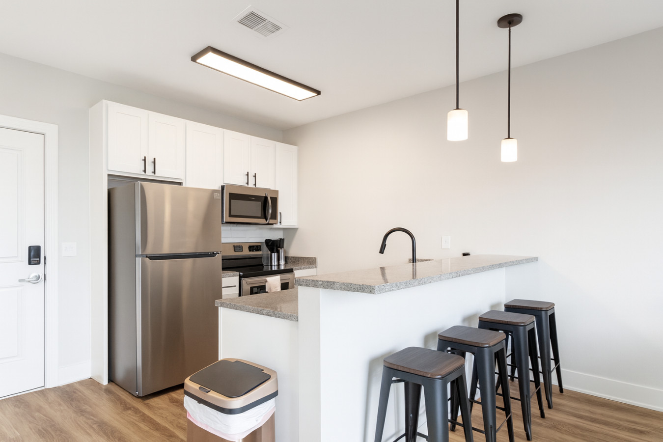 🎓Across from UAB | Spacious 2BR Retreat 2nd