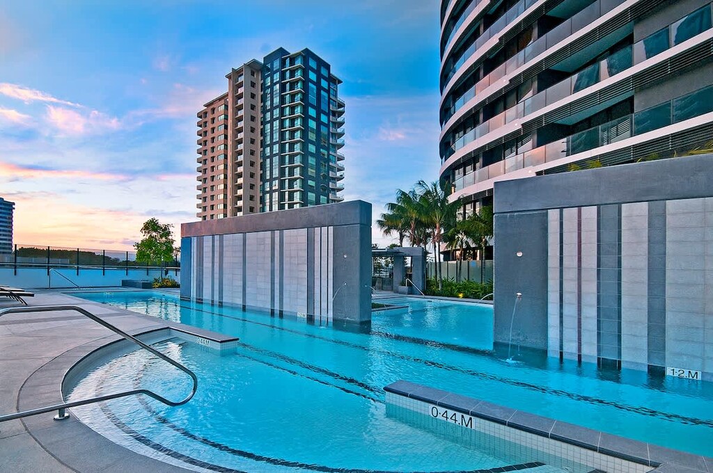 Communal outdoor pool. Located on level 3, open between 7am and 10pm.