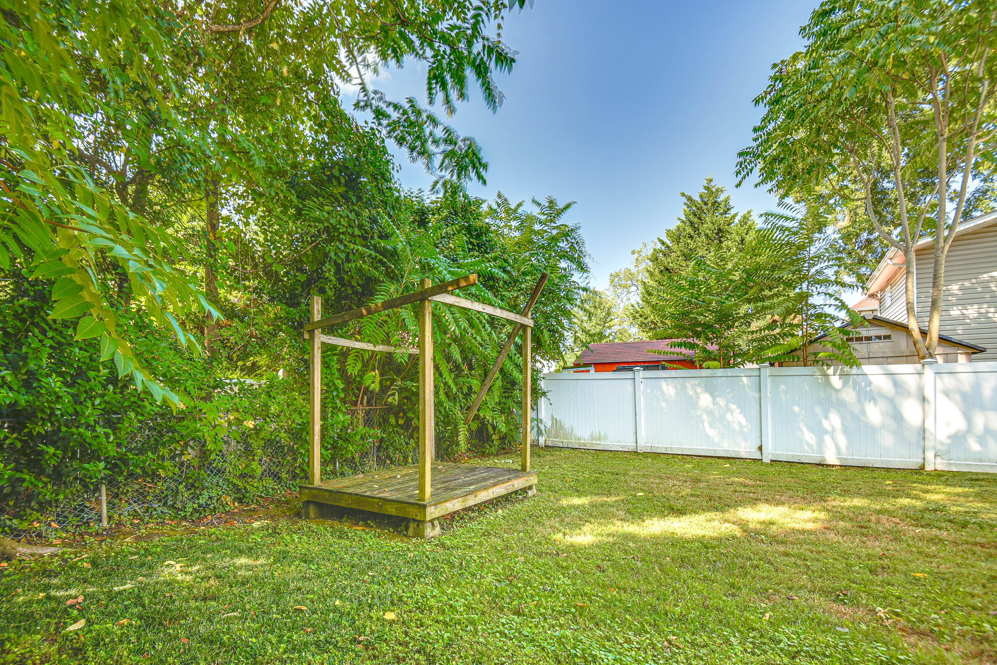 Spacious Family Home w/ Yard in Dtwn Hampton!