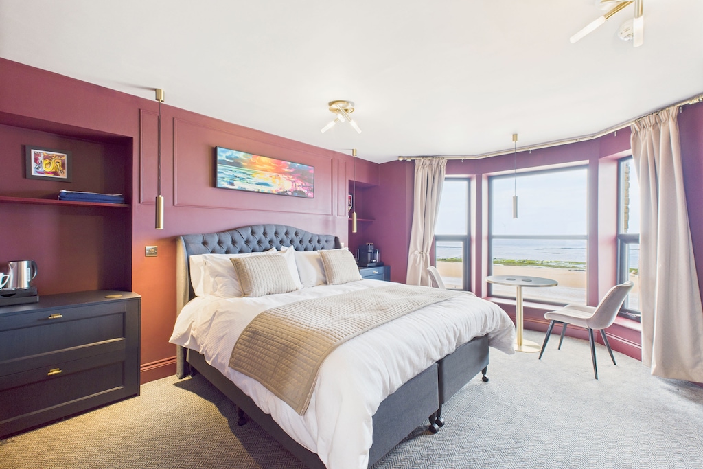 Bellevue Luxe, Redcar - Host & Stay