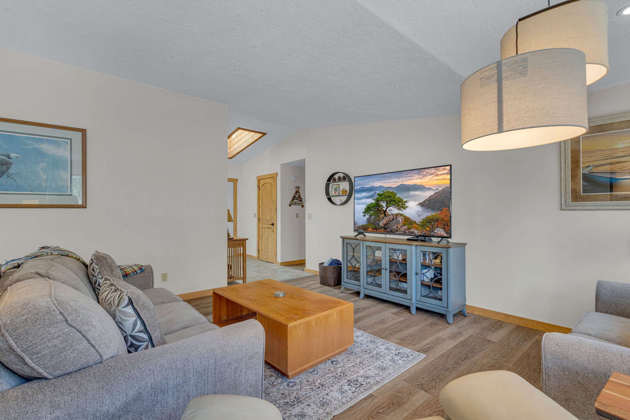 8 Waterpark passes, ac, bikes, recently remodeled!