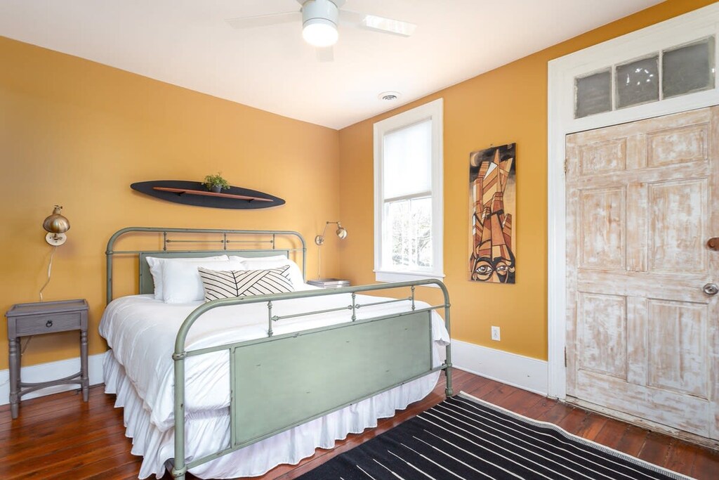 Bedroom #2: King Bedroom Unit B