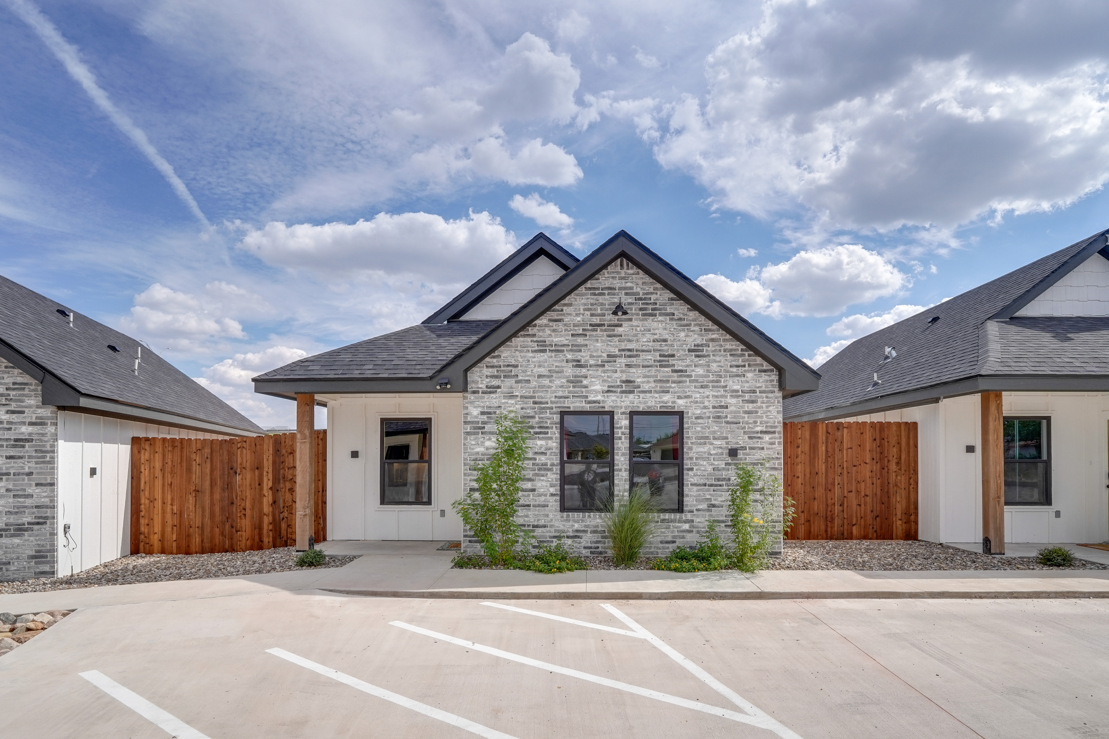 Brand-New Home 2 Mi to Shannon Med Center!