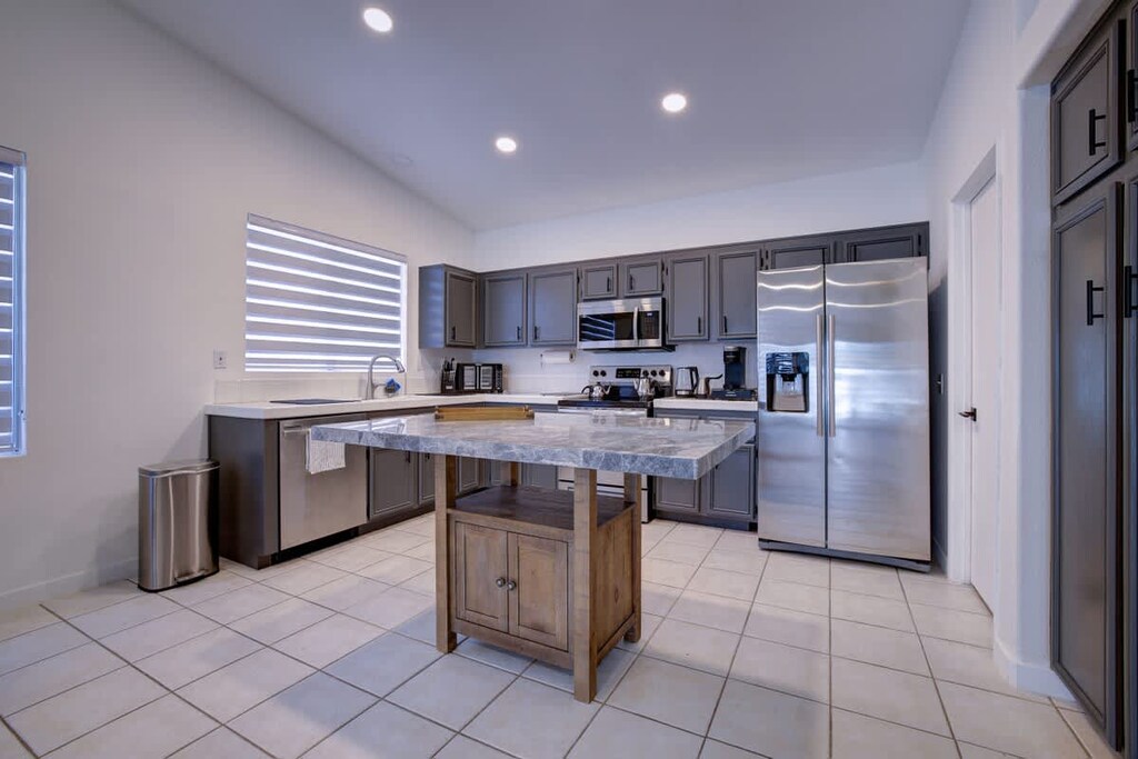 45191-Palmwood-Dr-18w