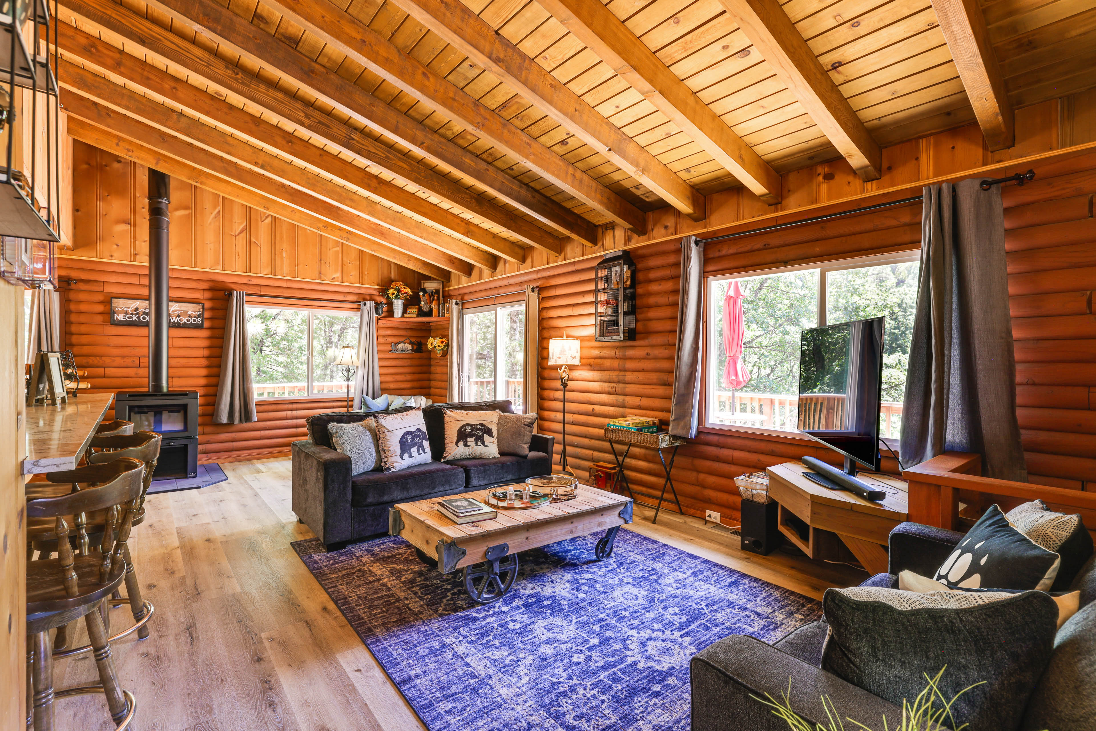 Community Lake Access: Peaceful Cabin in Sonora!