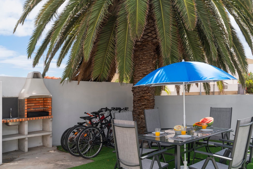 barbecue and dining area