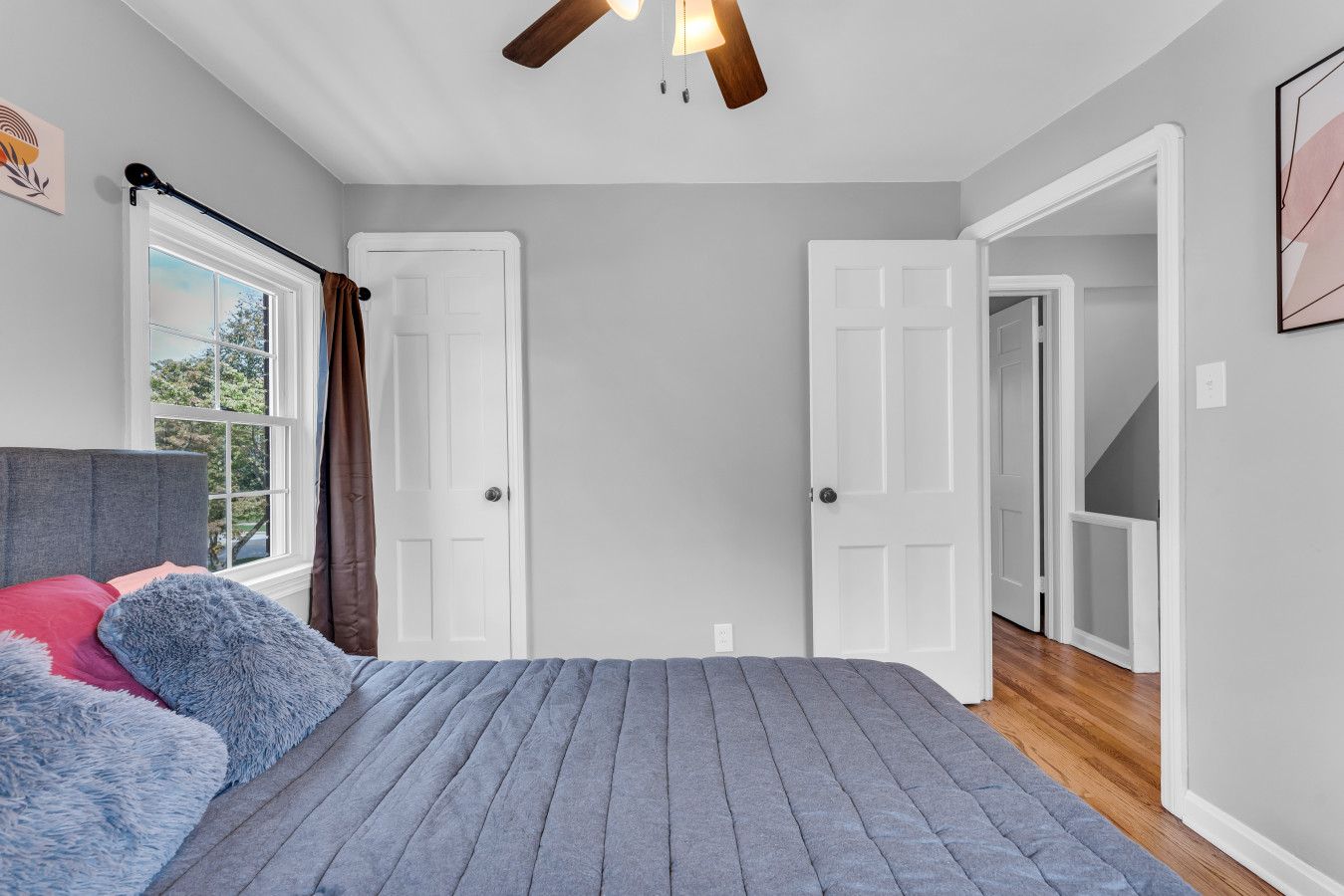 Entire Duplex|Great For Large Group|Spacious and Updated Design