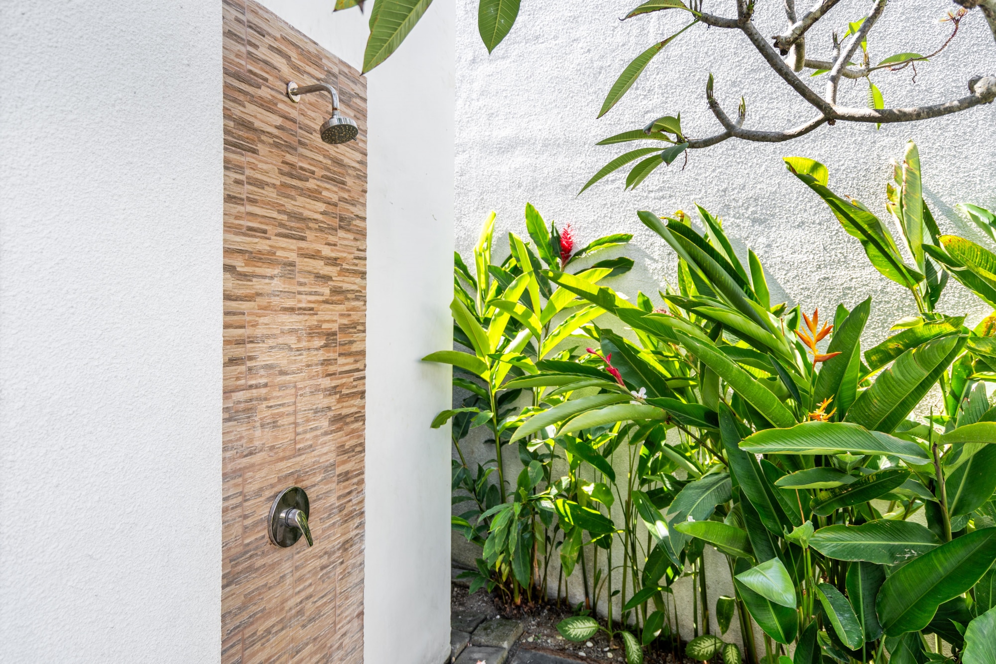 2BRTropical Escape the R Villa Toba | Pool & Bikes