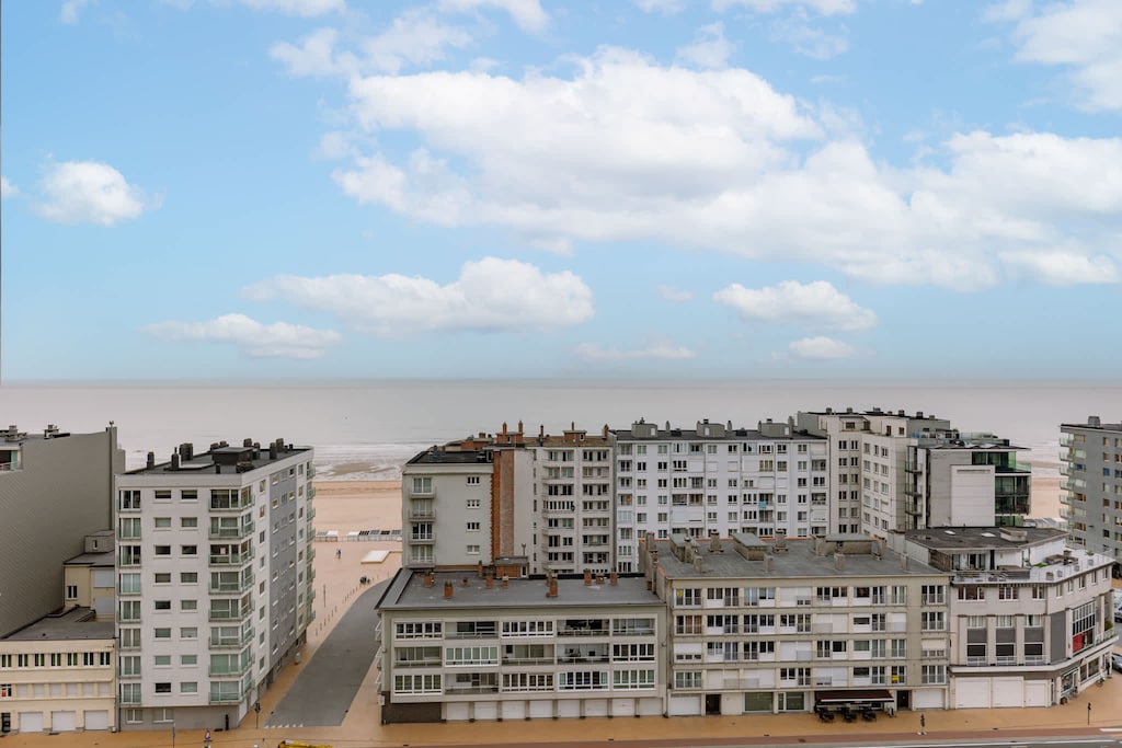 Rooftop view of city and sea, truly breathtaking panorama.