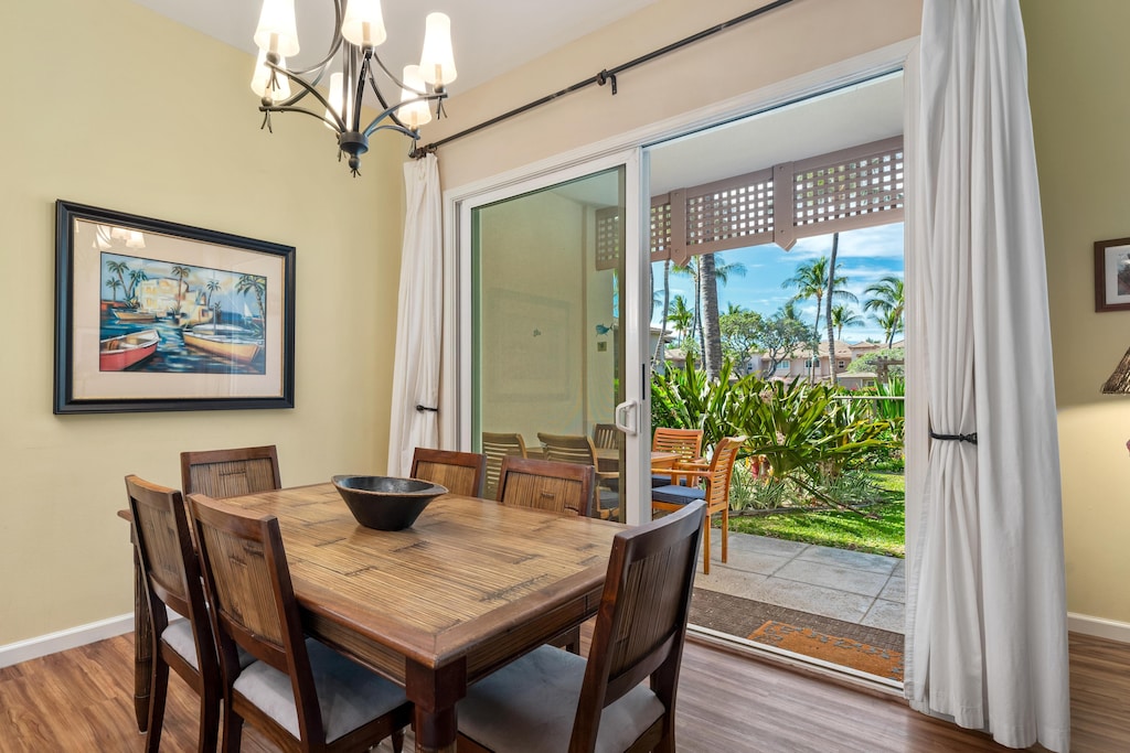 Lanai access from the dining area