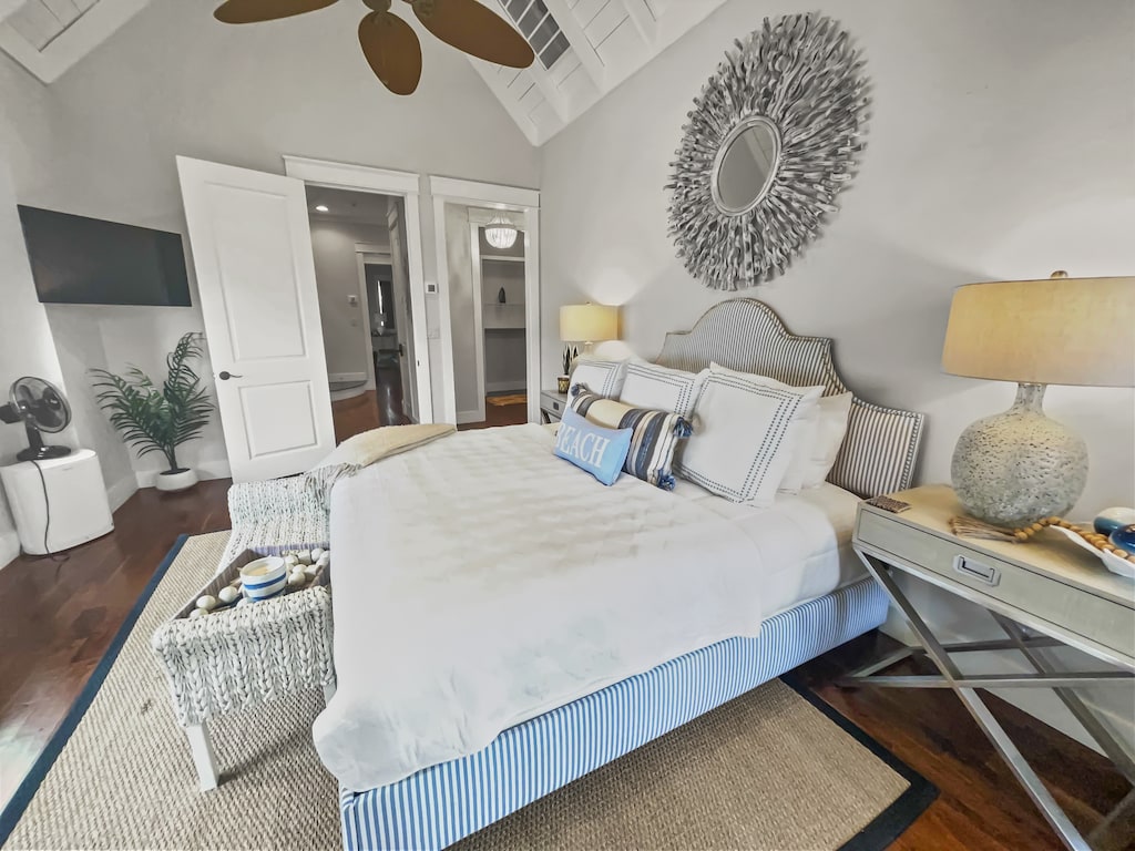 2nd floor King master ensuite