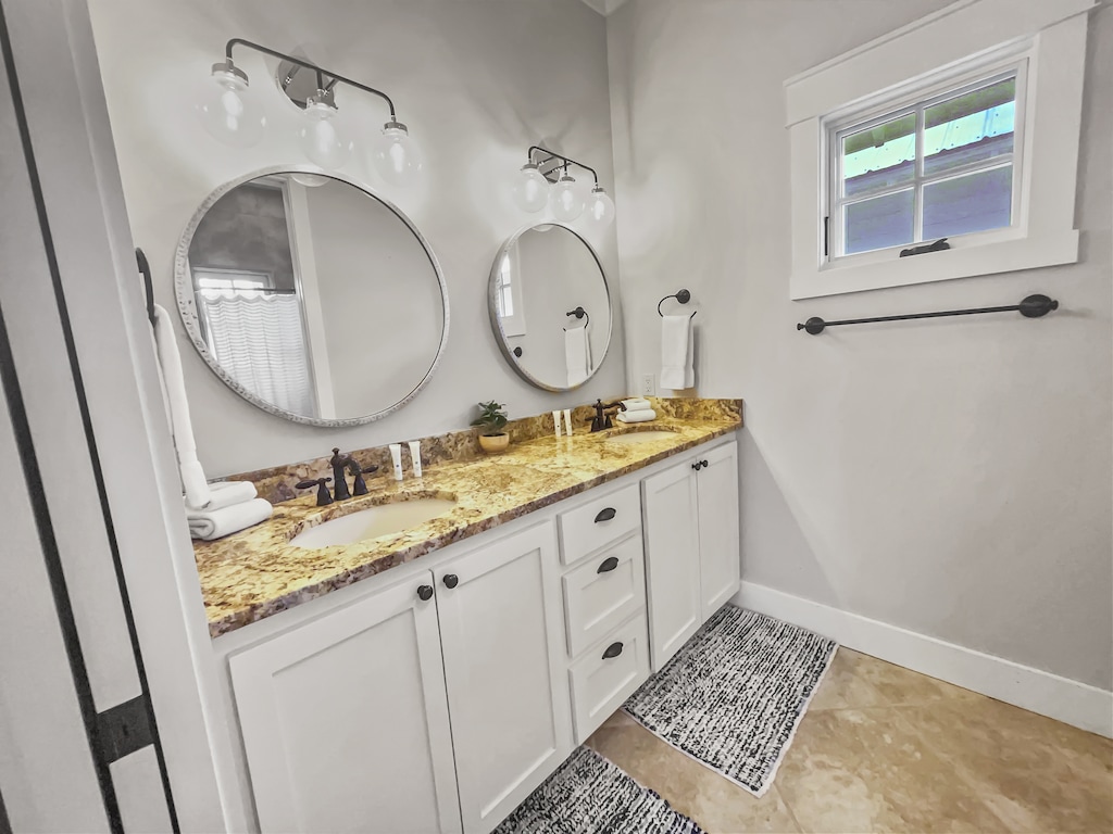 2nd floor Shared Hallway Bathroom