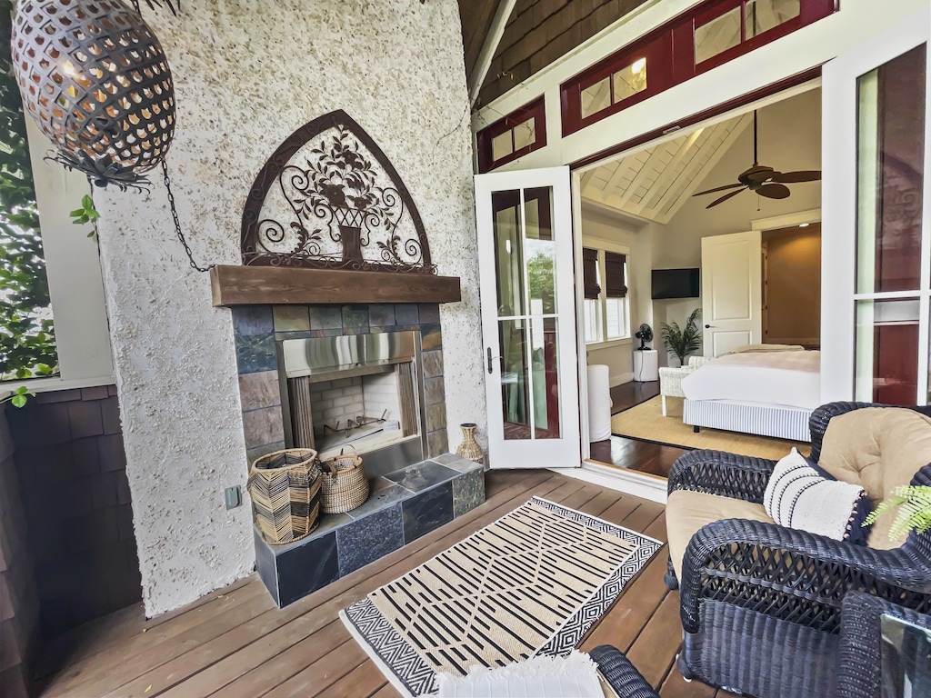 3rd floor master balcony