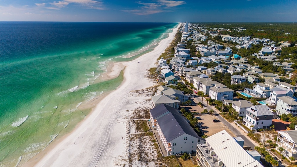 Easter Shores 101 | Exterior