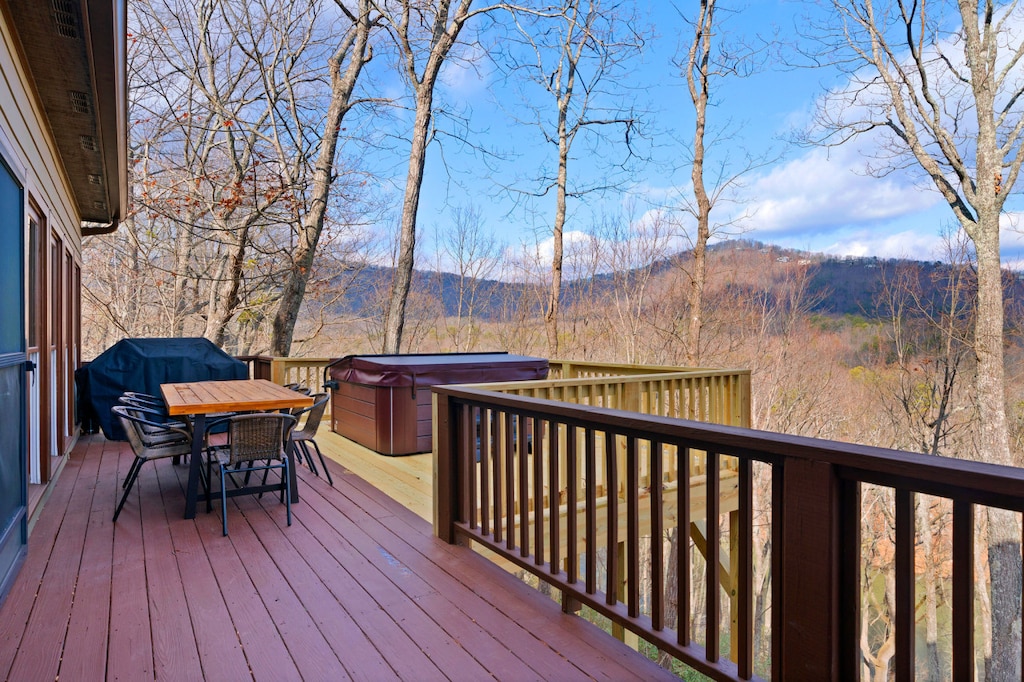 Thrush Turn Manor - Entry Level Deck