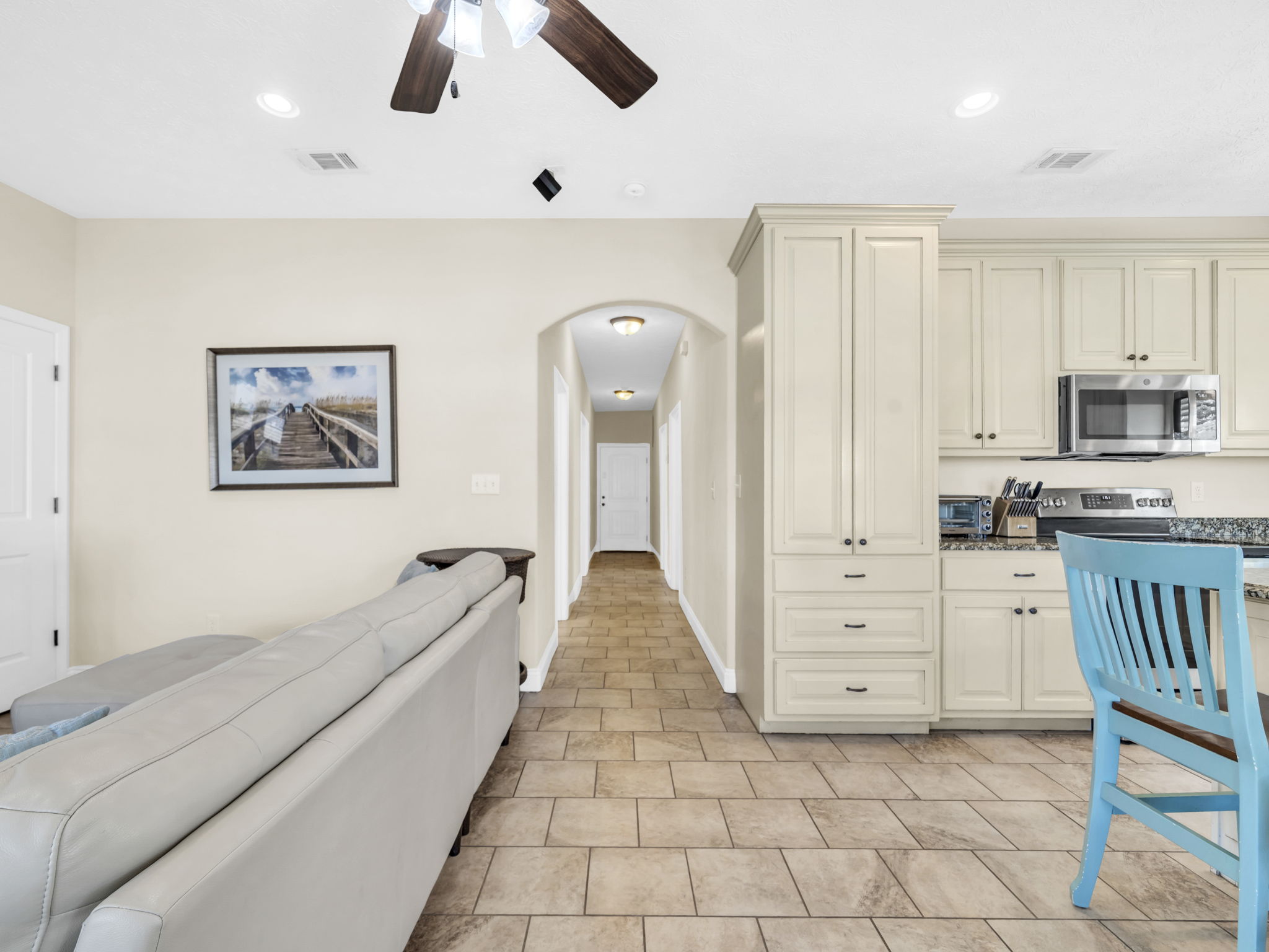 First floor living and kitchen area